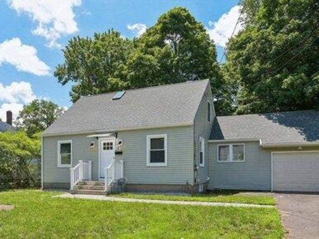 House for sale in North Haven, South Central Connecticut Planning Region