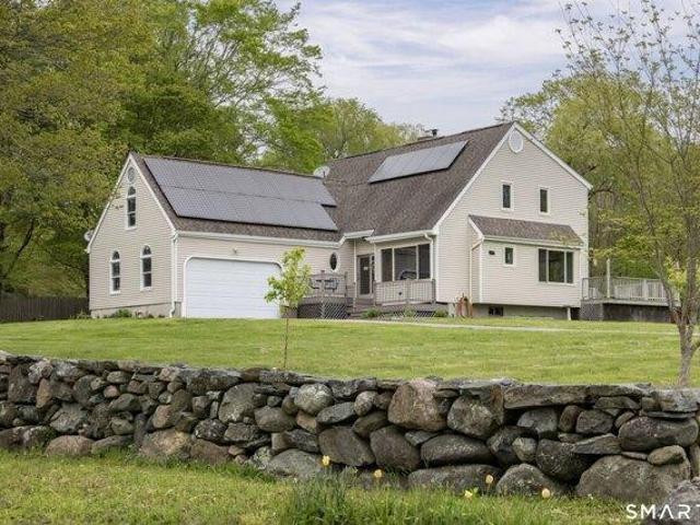 House for sale in North Stonington, Connecticut