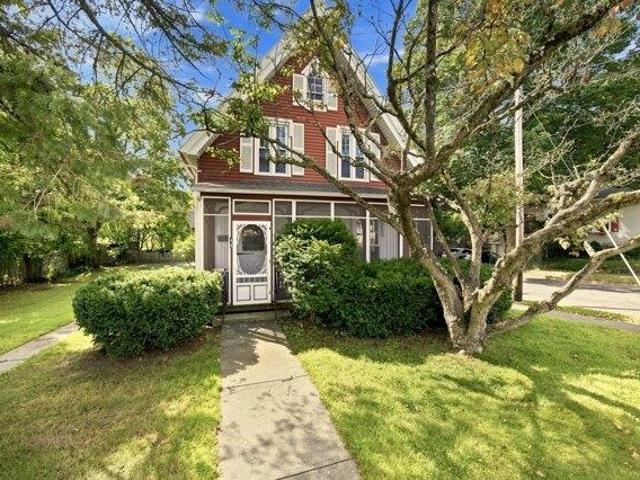 House for sale in Northampton, Hampshire County