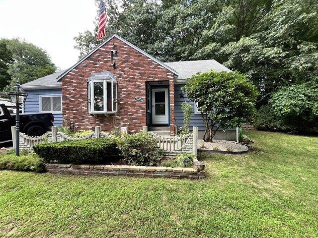 House for sale in Northbridge, Massachusetts