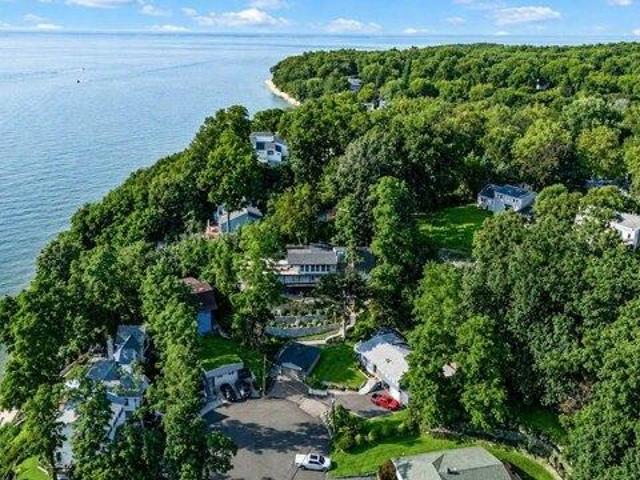 House for sale in Huntington, New York