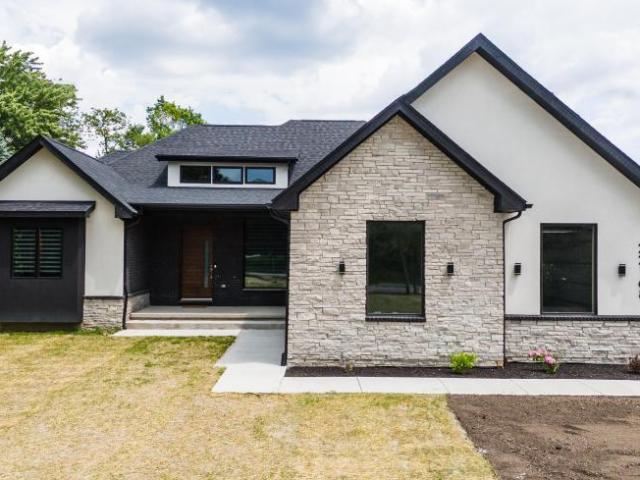 House for sale in Northville