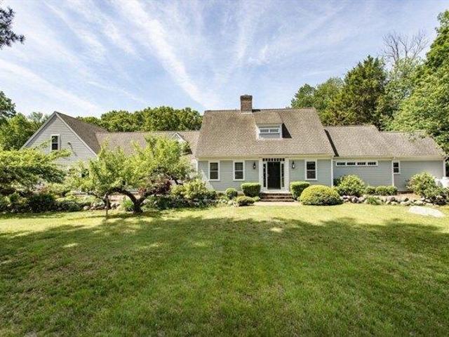 House for sale in Accord, Massachusetts