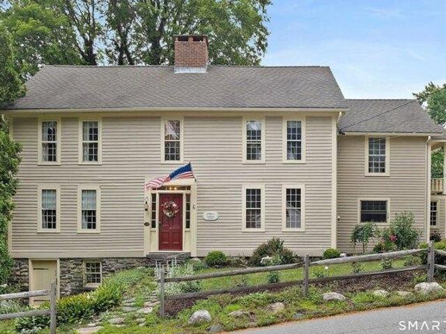 House for sale in Norwich, Connecticut
