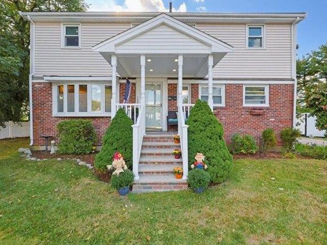 House for sale in Norwood, Norfolk County