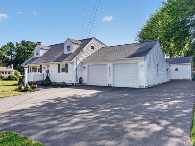 House for sale in Norwood, Norfolk County
