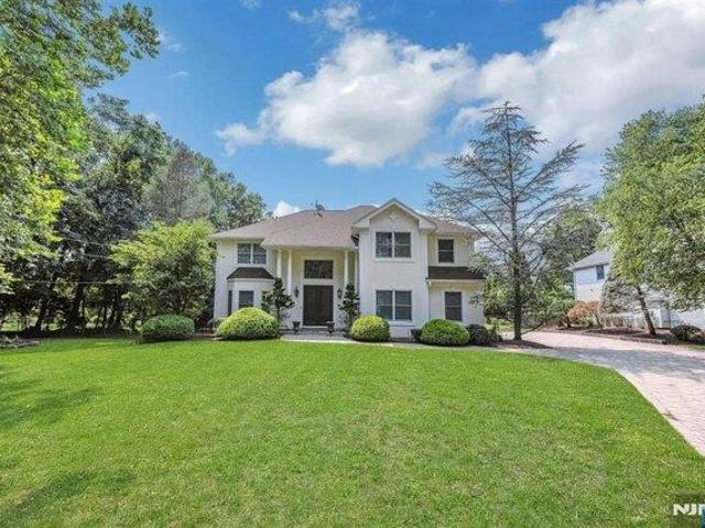 House for sale in West Norwood, Norwood