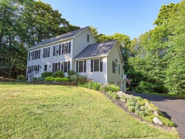 House for sale in New Hampshire