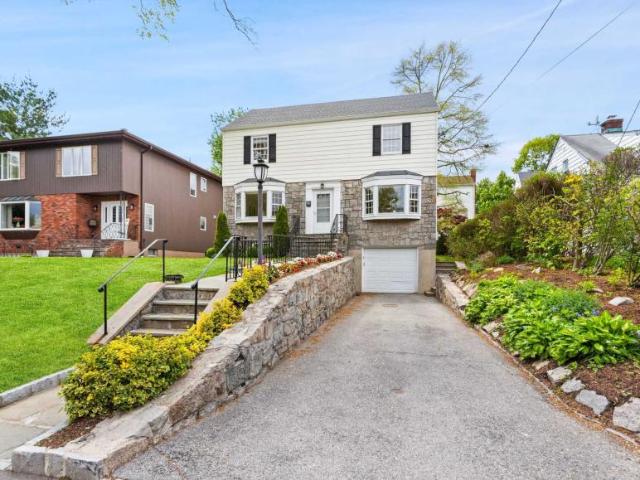House for sale in Scarsdale, New York