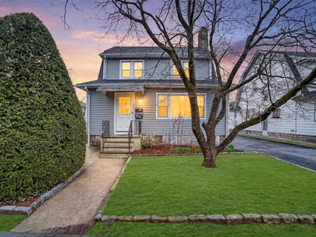 House for sale in Pelham, New York