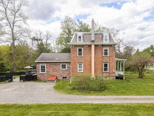 House for sale in Schodack Landing, New York