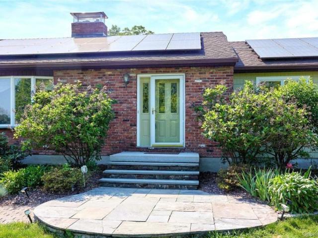 House for sale in Pleasant Valley, New York