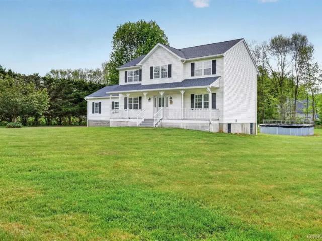 House for sale in Holmes, New York