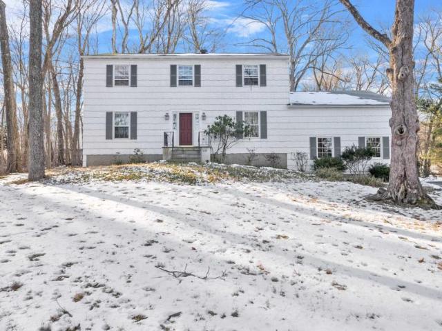 House for sale in Amawalk, New York