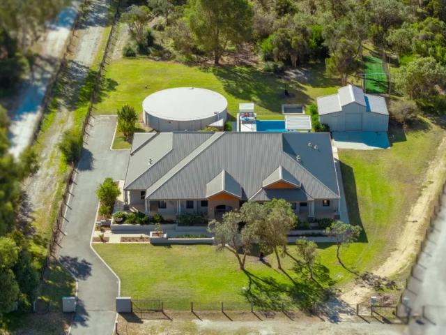 House for sale in Oakford, Western Australia