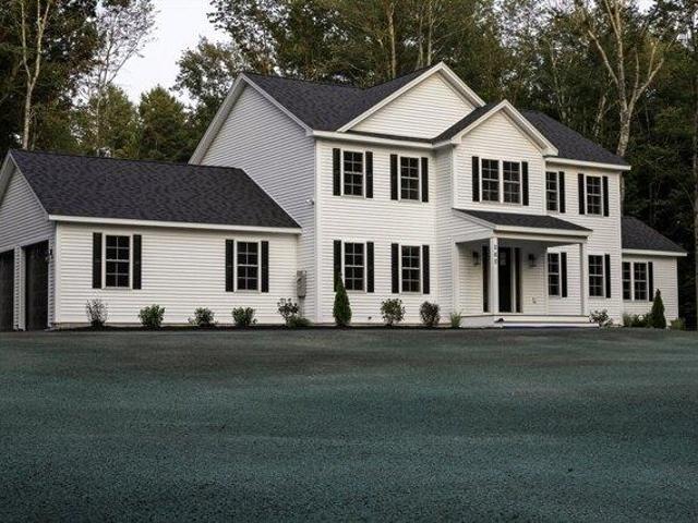 House for sale in New Braintree, Massachusetts