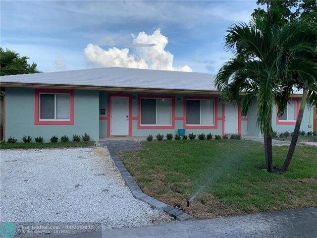 House for sale in Oakland Park, Florida