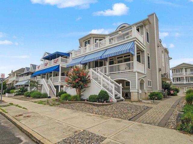 Condo for sale in Ocean City, New Jersey