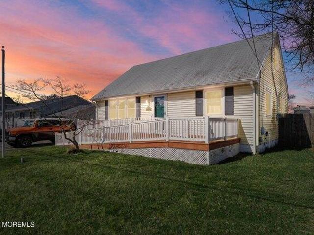 House for sale in Ocean Gate, New Jersey