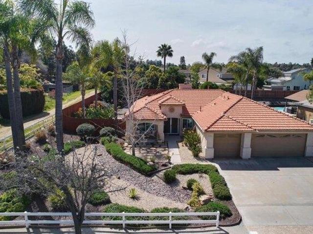 House for sale in Oceanside, San Diego County