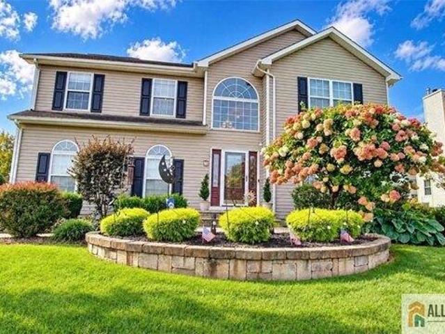 House for sale in Woods End, Old Bridge Township