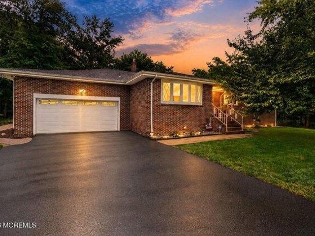 House for sale in Cliffwood, New Jersey