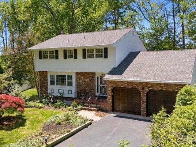 House for sale in Cliffwood, New Jersey