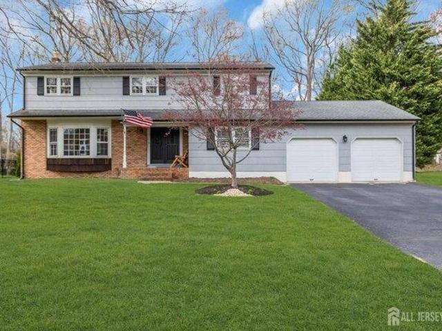 House for sale in Cliffwood, New Jersey