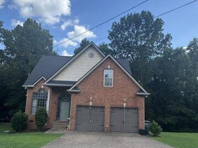House for sale in Old Hickory