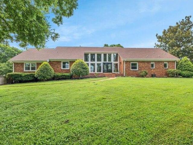 House for sale in Old Hickory