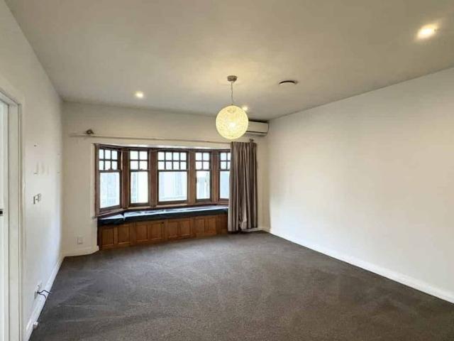 House for rent in Heathcote, Canterbury