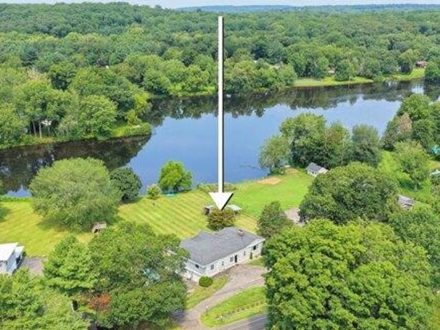 House for sale in Orange, South Central Connecticut Planning Region