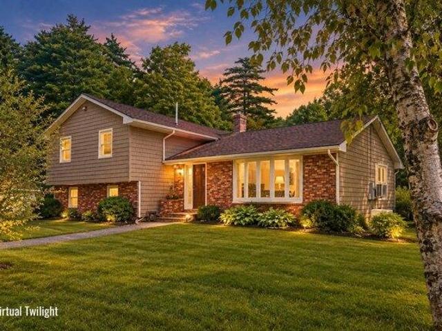 House for sale in Maine