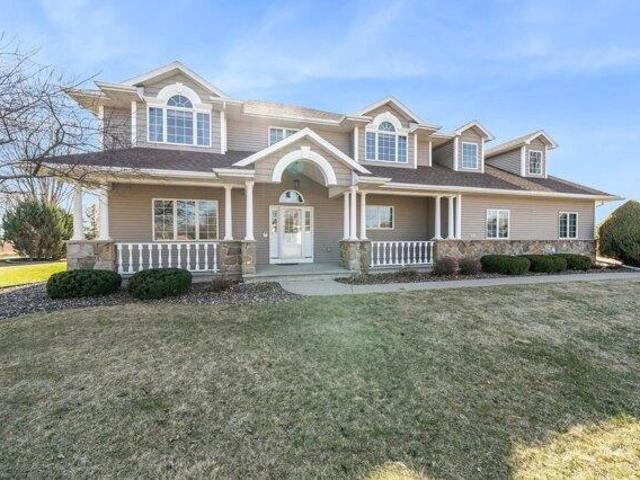 House for sale in Oshkosh, Wisconsin