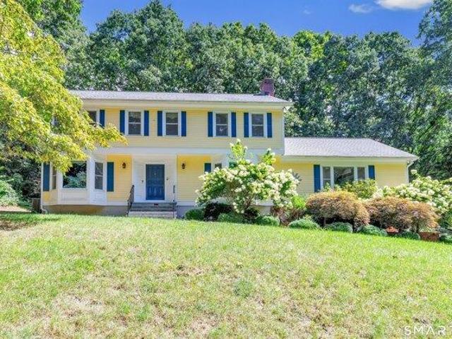 House for sale in Oxford, Naugatuck Valley Planning Region