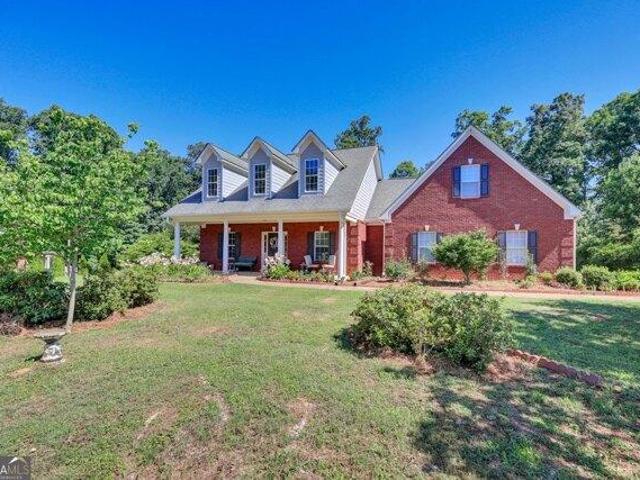 House for sale in Oxford, Georgia