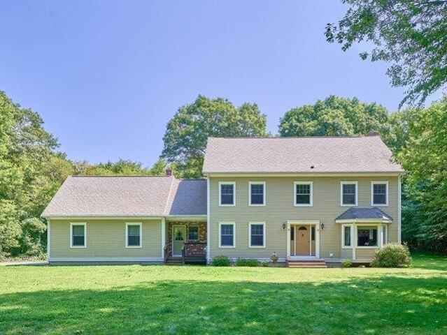 House for sale in North Oxford, Massachusetts