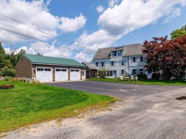 House for sale in North Oxford, Massachusetts