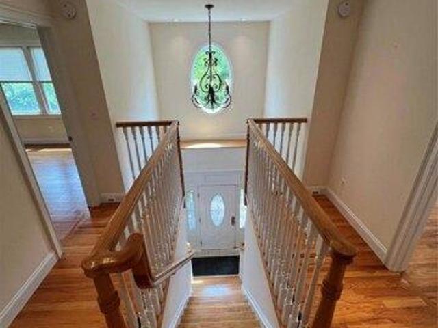 House for sale in Paramus, New Jersey