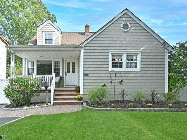 House for sale in Paramus, Bergen County