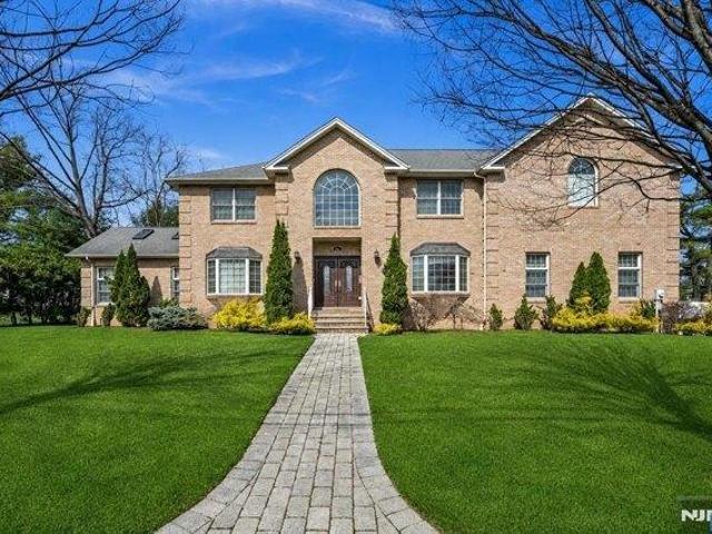 House for sale in Paramus, Bergen County