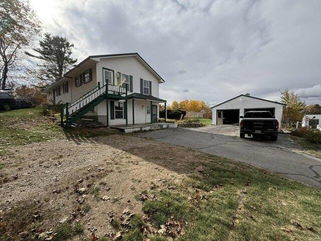 House for sale in Paris, Maine