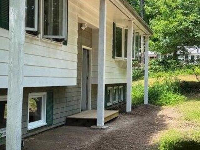 House for sale in Paris, Maine