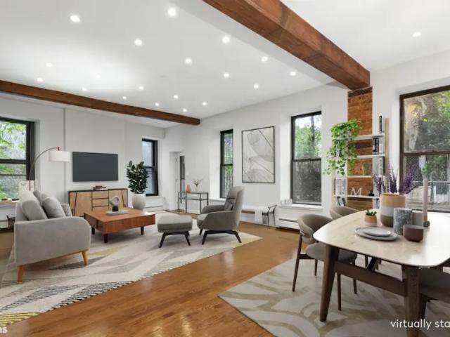 Apartment for sale in Arverne, New York