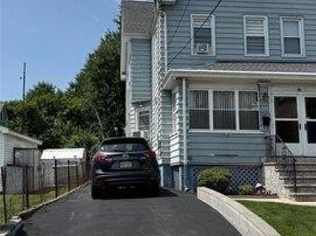 House for sale in Passaic, New Jersey