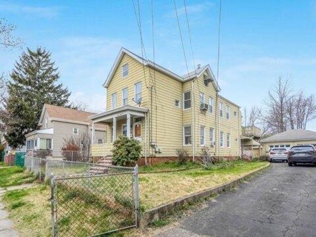 House for sale in Passaic, New Jersey