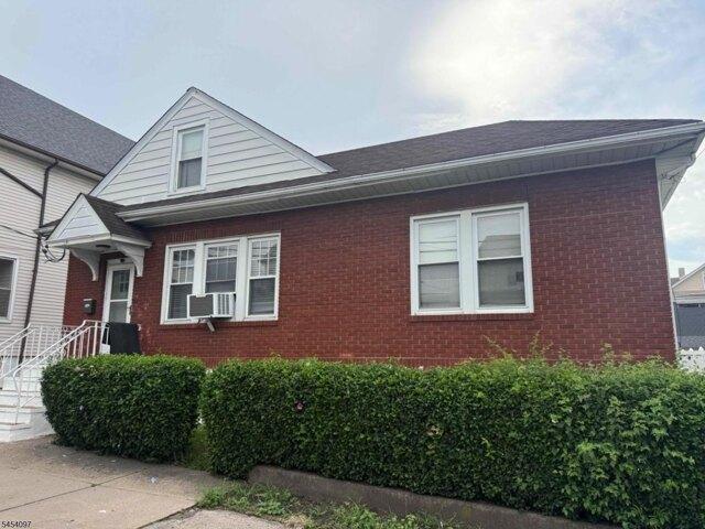 House for sale in Passaic, New Jersey