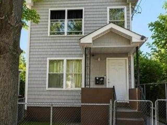 House for sale in Passaic, New Jersey