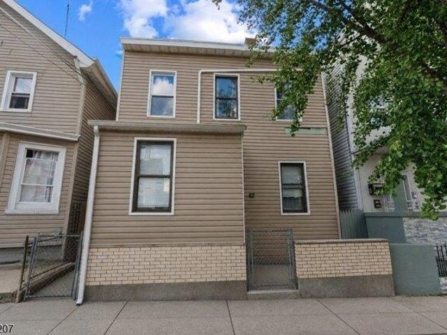 House for sale in Passaic, New Jersey