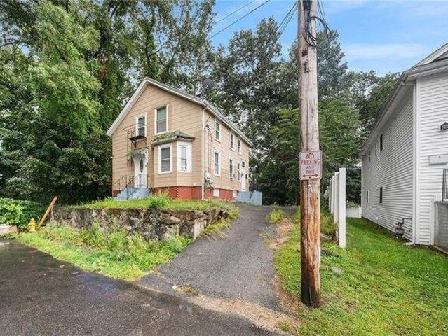 House for sale in Fairlawn, Pawtucket